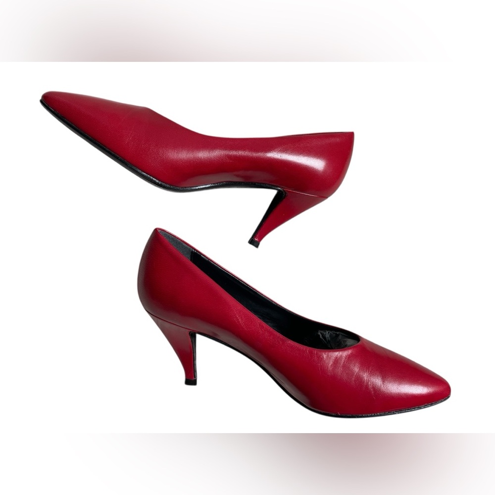 Vintage Red Leather Kitten Heels